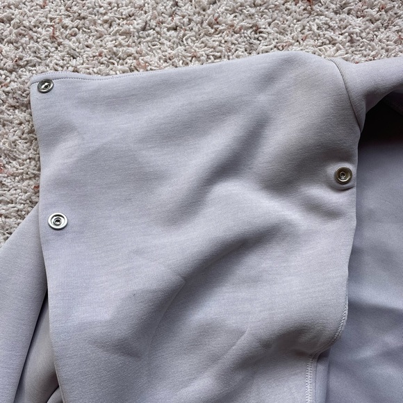 Lululemon Rally Wrap - Picture 3 of 8